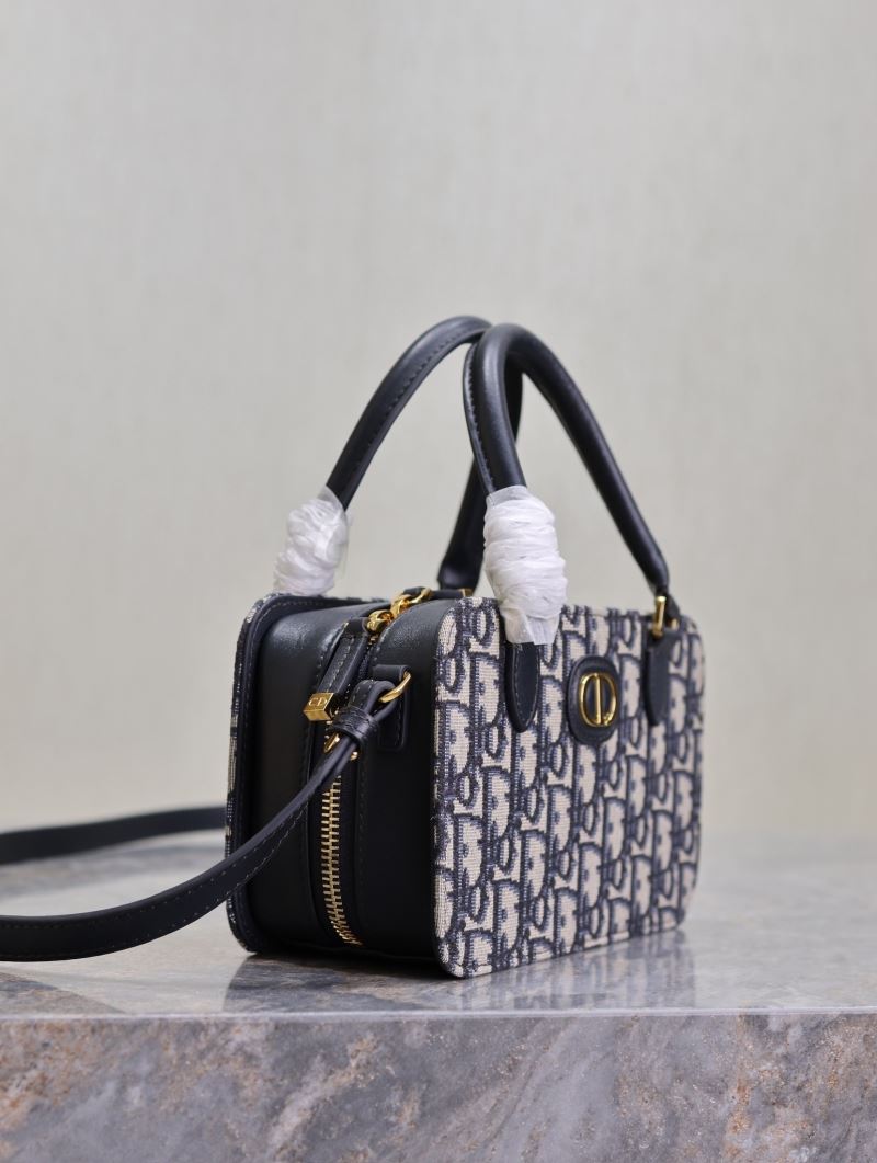 chr1st1an D10r montaigne bags